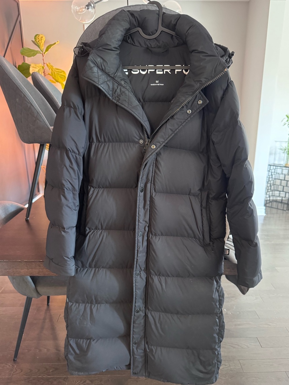 Aritzia Super Puff long- Black Medium